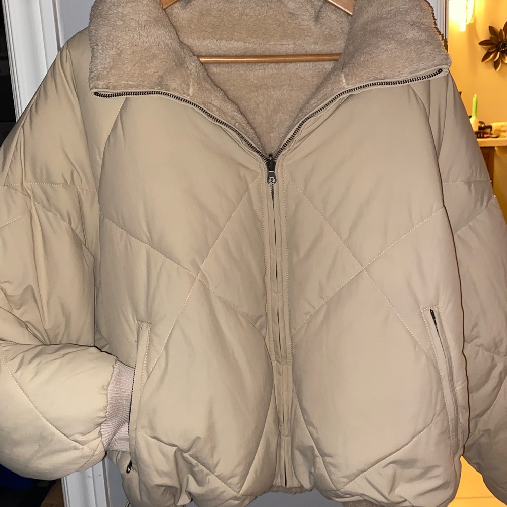 American Eagle oversized puffer - Picture 1 of 5